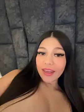 Stripchat Adult Webcam of Alyshanon18