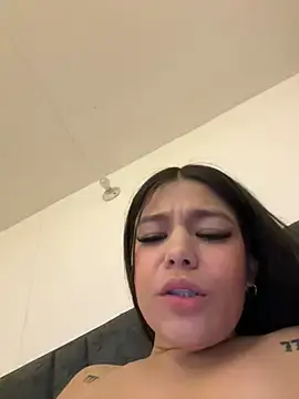 Stripchat Live Porn of Alyshanon18