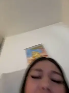Stripchat Free Porn Cam of Alyshanon18