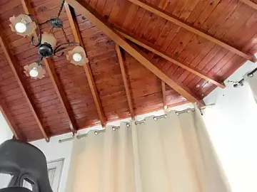 Stripchat Live Porn of IsaFontanna