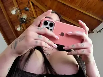 Stripchat Watch Live Sex Cams of IsaFontanna