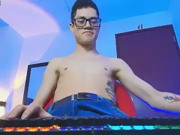 Stripchat Best live sex cam show of wolfandsky