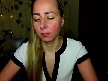 Stripchat Adult Webcam of Alicewonderrmiss