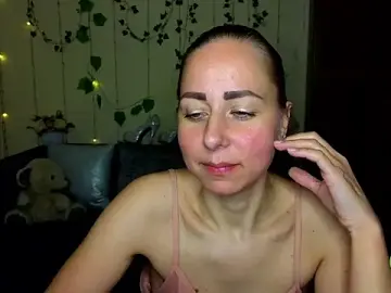 Stripchat Adult Webcams of Alicewonderrmiss