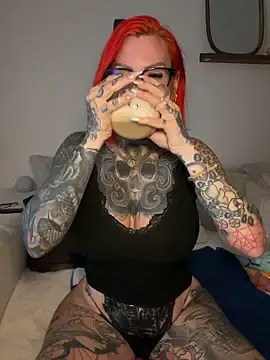 Stripchat Free Live Porn of CatCoxx