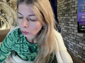 Stripchat Live Sex Cam of Eva_Melow