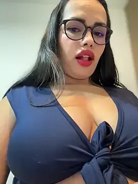Stripchat Free Live Porn of andra_rose
