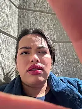 Stripchat Live Porn of andra_rose