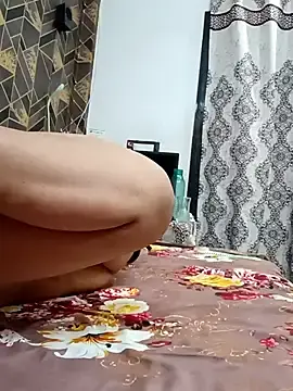 Stripchat Watch Live Sex Cams of Bongoboudi-123