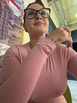 Stripchat Live Sex Cam of GabyMejiaa