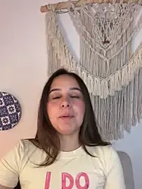 Stripchat Free Live Porn of Naughty_hanna1