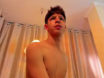 Stripchat Watch Live Sex Cams of Ethan_qop