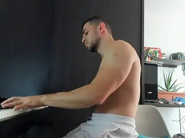 Stripchat Free Live Porn of logan_smith