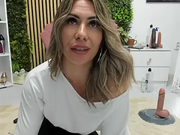 Stripchat Live Sex of sweetcherry30