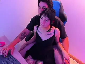 Stripchat Sex Cam of Melody_and_Max