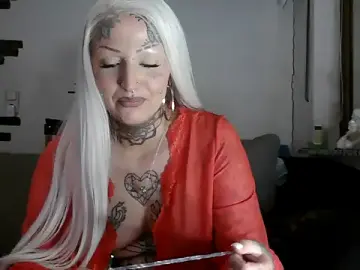 Stripchat Adult Video Chat of RoxxyInk