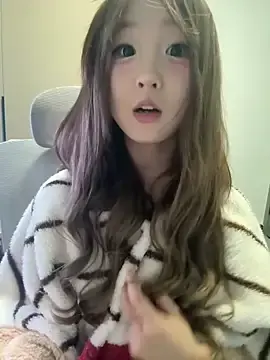 Stripchat Free Porn Cam of lelebaybay888