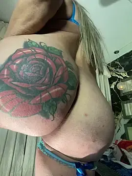 Stripchat Free Porn Cam of scarlett_sexx69