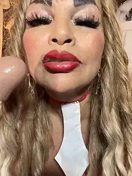 Stripchat Live Porn of scarlett_sexx69