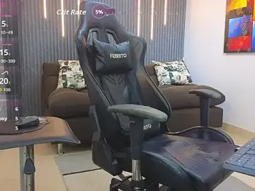 Stripchat Nude Webcam of Aris_sexx