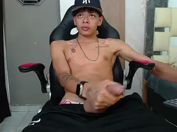 Stripchat Best Webcam of Harry_jhonsson