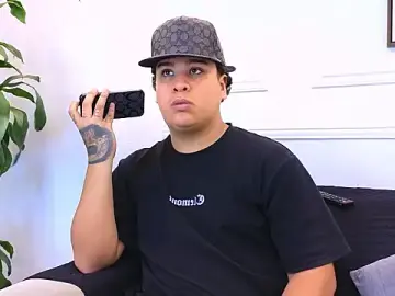 Stripchat Adult Webcam of Naim_Bennetsex