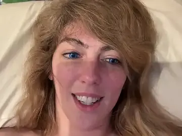 Stripchat Best live sex cam show of CelestialRuby