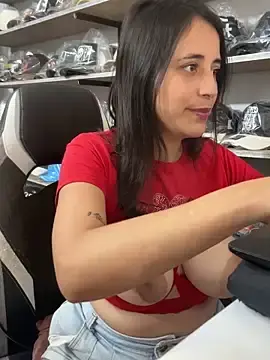 Stripchat Sex Cam of GiaDuque