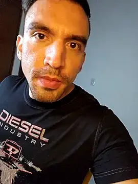 Stripchat Live Sex of jhay-crux