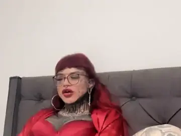 Stripchat Best live sex cam show of tamarapervert