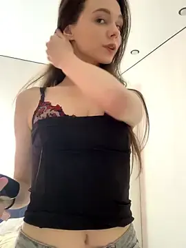Stripchat Adult Webcam of MilaBee