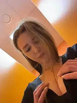 Stripchat Sex Chat of Ttixmila