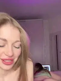 Stripchat Adult Video Chat of LeilaFloraX