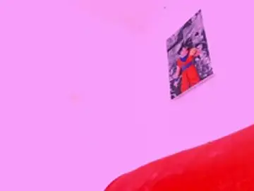 Stripchat Free Porn Cam of bigballsfullfu