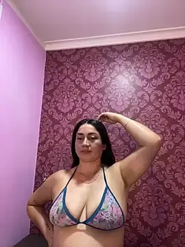 Stripchat Live Porn of juliana_diaz
