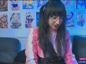 Stripchat Live Porn of snowblack_