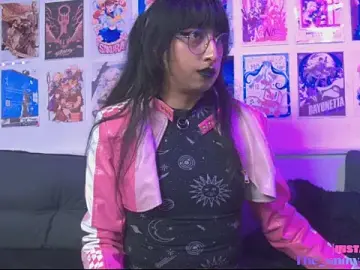 Stripchat Watch Live Sex Cams of snowblack_