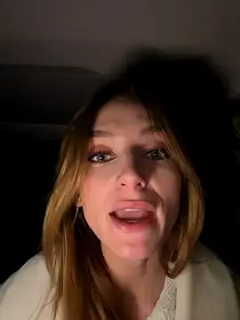 Stripchat Nude Webcam of -AngelAri-