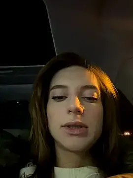 Stripchat Nude Webcam of -AngelAri-