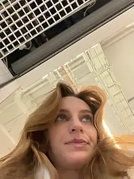 Stripchat Best Webcam of -AngelAri-