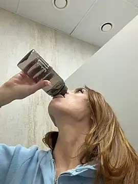 Stripchat Best live sex cam show of -AngelAri-