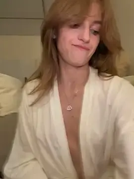 Stripchat Sex Cam of -AngelAri-