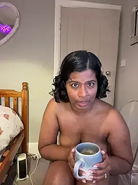 Stripchat Sex Cam of Melarose82