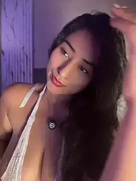 Stripchat Live Porn of Valentinne_z