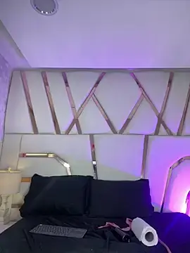 Stripchat Sex Cam of Madisson-Rivas