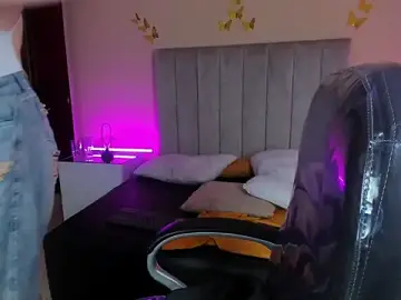 Stripchat Watch Live Sex Cams of Charlotte_Olsen_