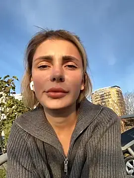 Stripchat Sex Cam of SandraCarter