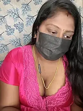 Stripchat Adult Webcam of Tamil_Romantic_Saro