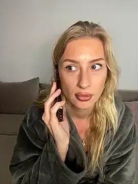 Stripchat Live Sex Cam of belle98