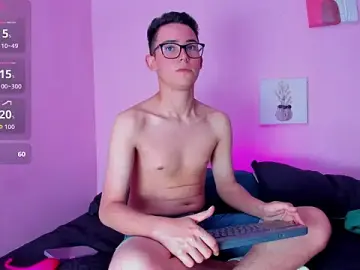 Stripchat Live Sex Cam of Danny_Swift_1